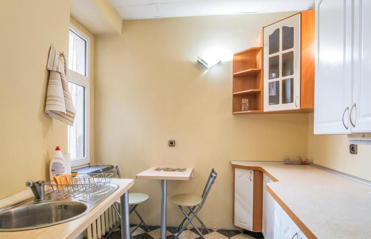 Sunny 1 Bedroom Apartment In Centre Of Riga Extérieur photo